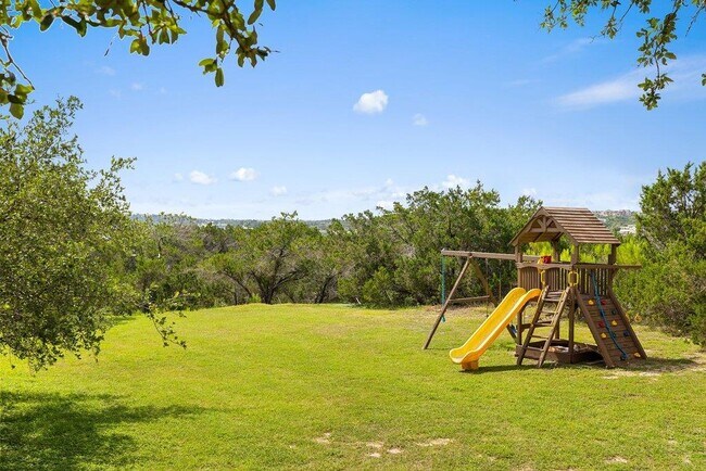 Building Photo - 17133 Majestic Ridge Rd