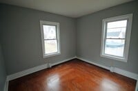 Building Photo - 23-23 Maple Ave