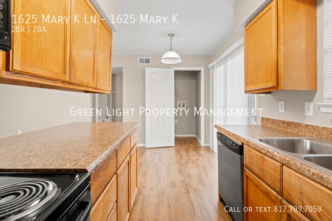 Building Photo - 1625 Mary K Ln