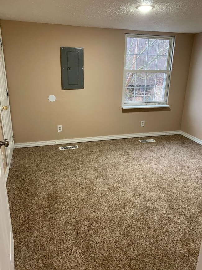 Building Photo - 1712 Seventh St