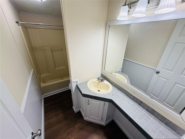 Building Photo - 37 Jefferson Ln