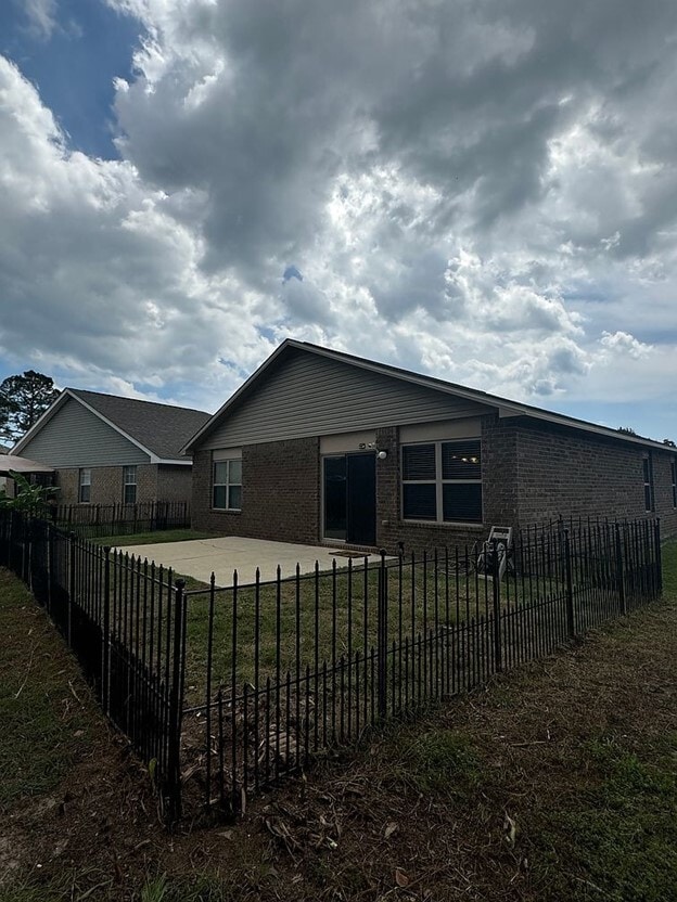 Primary Photo - 9636 Seafarer's Way