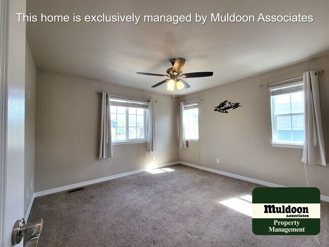 Building Photo - Charming 2-Story with Garden of the Gods V...