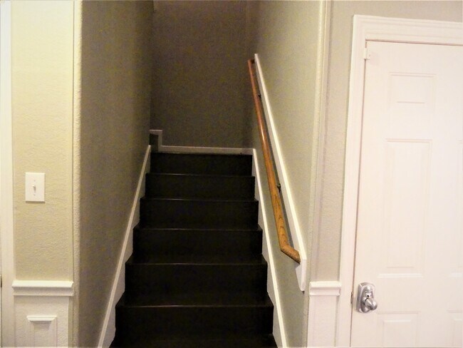 Building Photo - 3307 Siebinthaler Ln