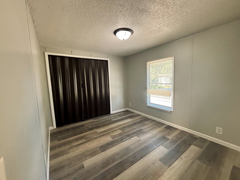 Building Photo - 7013 Timber Ridge N