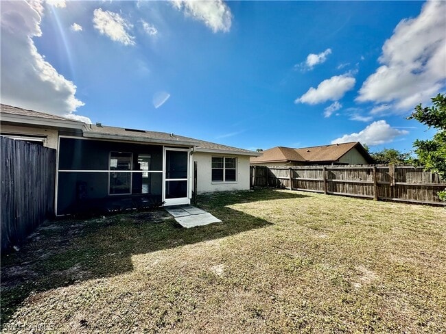 Building Photo - 7433 Pebble Beach Rd