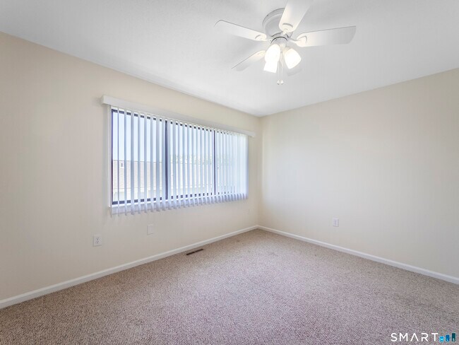 Building Photo - 344 Monticello Dr