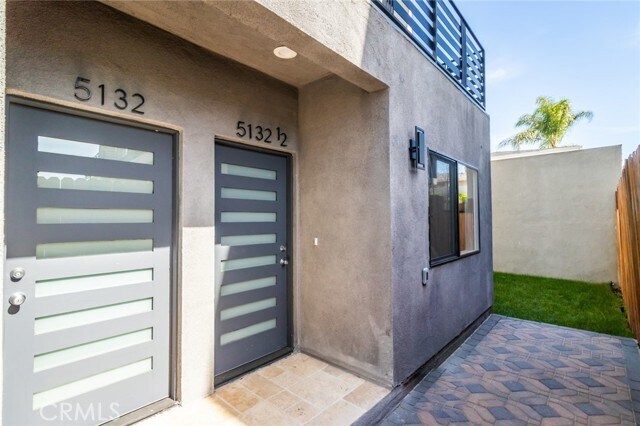 Building Photo - 5130 Riverton Ave