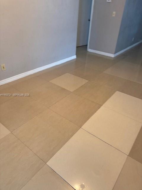 Building Photo - 3924 Hayes St