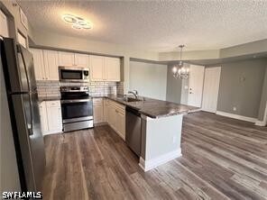 Building Photo - 1240 Wildwood Lakes Blvd