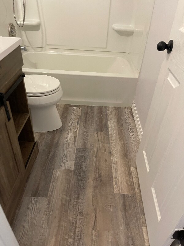 Building Photo - 1301 Buena Vista Dr