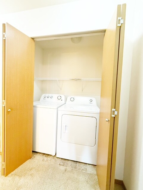 Building Photo - 4933 Bowwood Cir NE