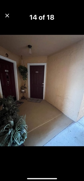 Building Photo - 10500 SW 155th Ct