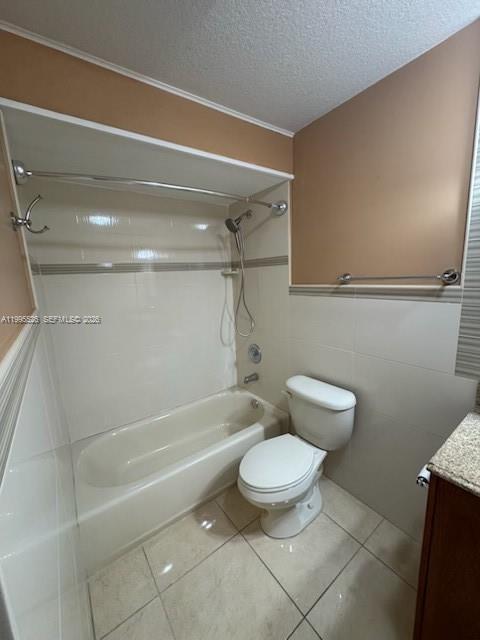 Building Photo - 9301 SW 92nd Ave