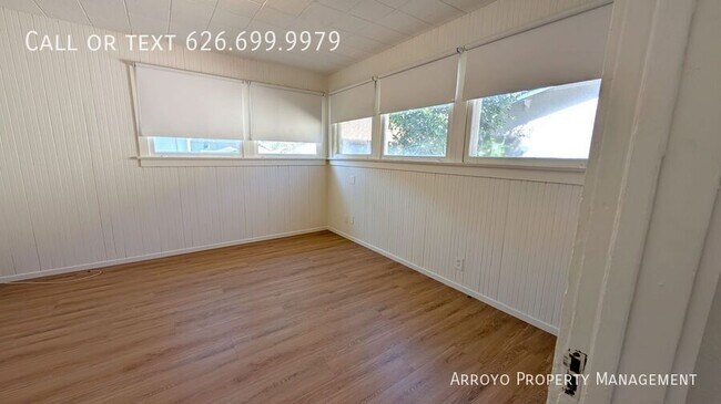Building Photo - 157 Norumbega Dr