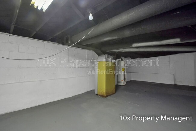 Building Photo - 2316 Ontario St