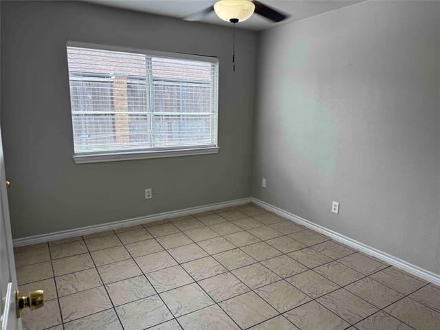 Building Photo - 705 Gregory St