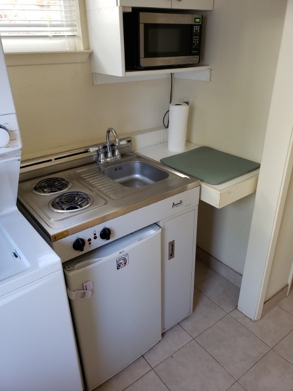 Building Photo - 1 Via Buena Vista