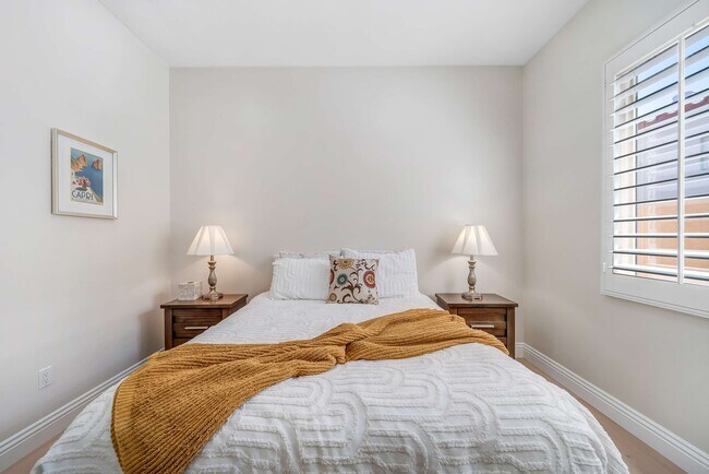 Building Photo - 81620 Tiburon Dr