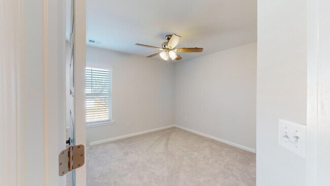 Building Photo - Ideal Home for Rent in Summers Corner Comm...