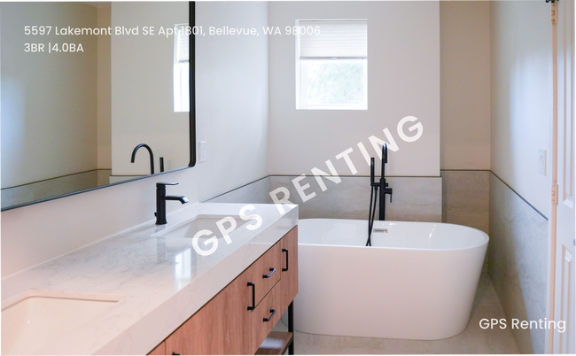 Building Photo - Beautiful Bed 3, Bath 4, home!