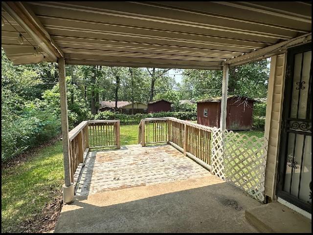 Building Photo - 7409 Skylark Dr