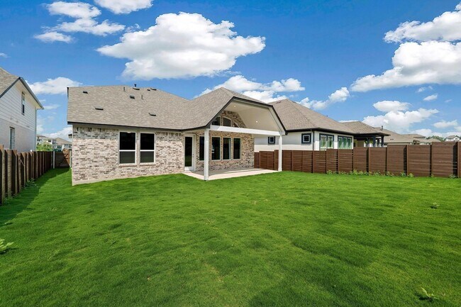 Building Photo - 8208 Bouvreuil Dr