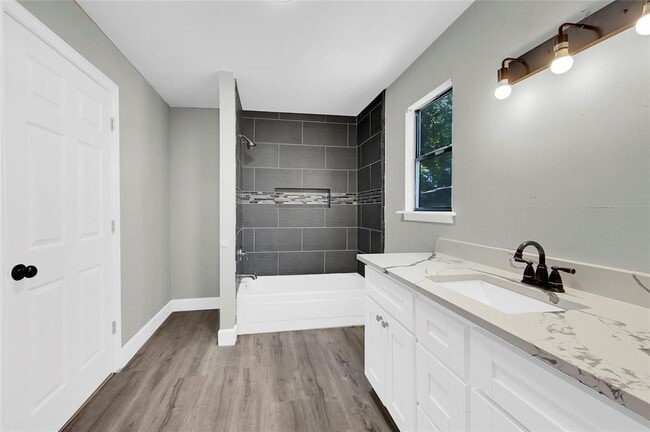 Building Photo - 1261 Camilla Lake Rd