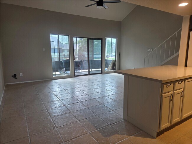 Building Photo - 14777 Wunderlich Dr