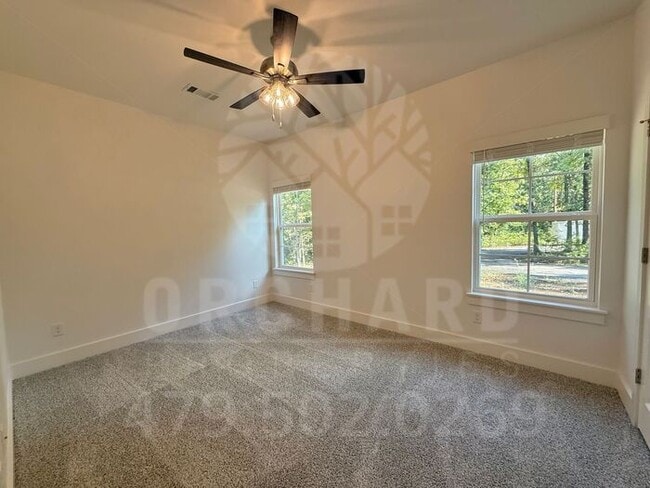 Building Photo - Bella Vista Single-Family Home- 3 Bed/ 2 B...