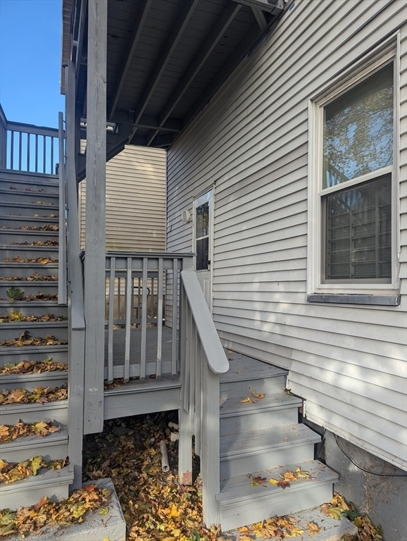 Building Photo - 545 Revere St