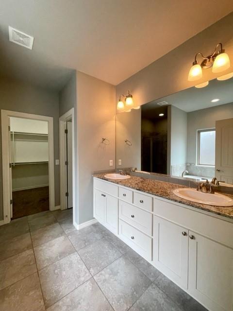 Building Photo - 2903 SW Briar Creek Ave