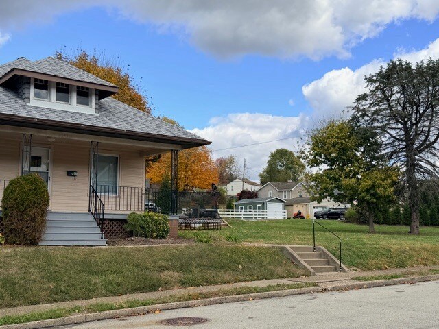 Building Photo - 379 2nd Ave