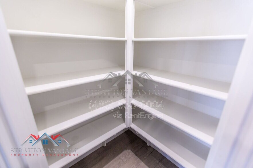 Building Photo - 2520 San Esteban Dr