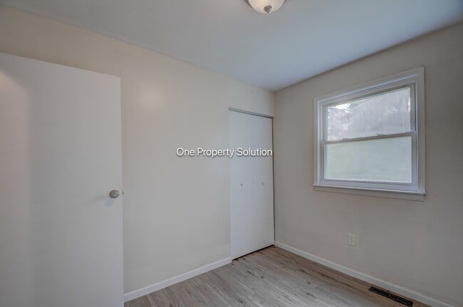 Building Photo - 4410 W 25th Ave