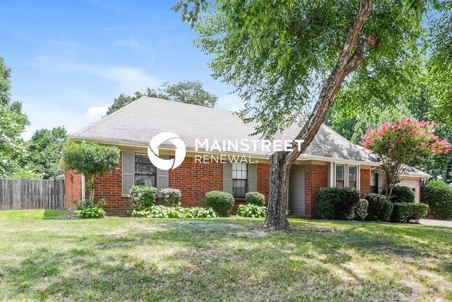 Building Photo - 3 Bedroom Pet-Friendly Home in Cordova, TN with Main Street Renewal