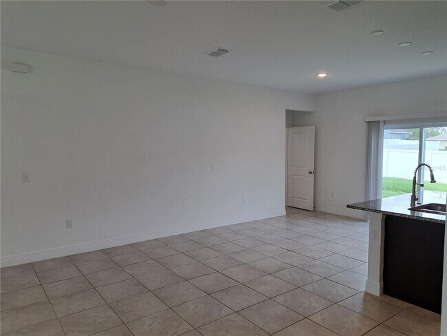 Building Photo - 16558 SW 30th Ter Rd