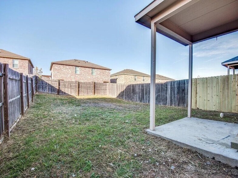 Building Photo - 830 Parkplace Ridge