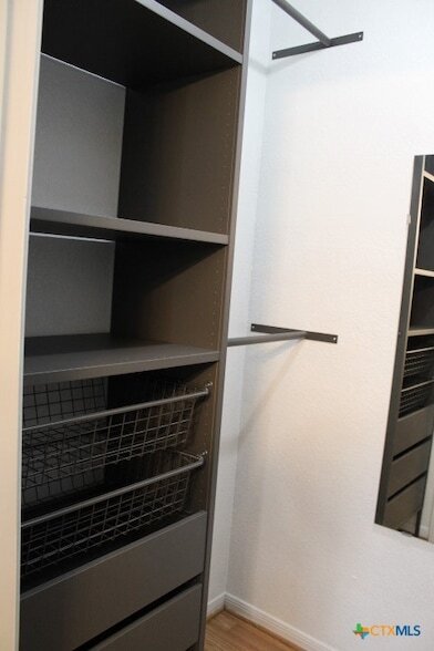 Building Photo - 501 Courtney Ln