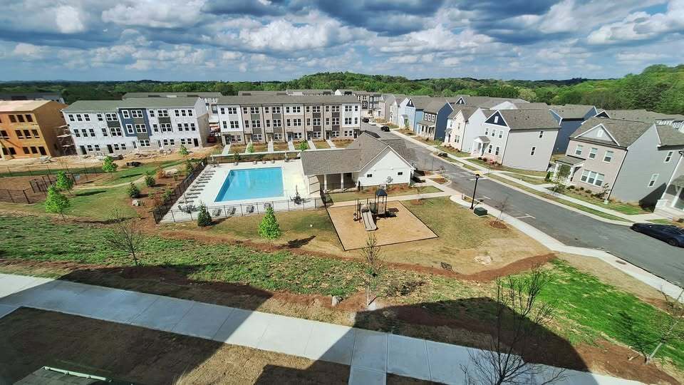 Livingroom Scenic View - 2703 Stream Valley Ln NW