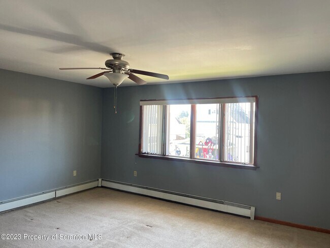 Building Photo - 1524 Bulwer St