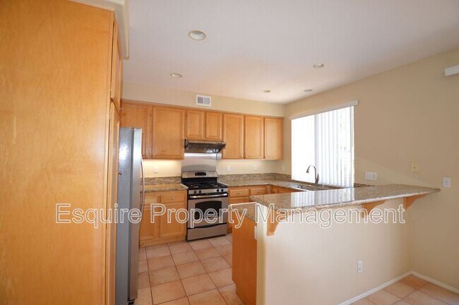 Building Photo - 2024 Via Arandana