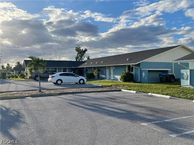 Building Photo - 841 Gleason Pkwy