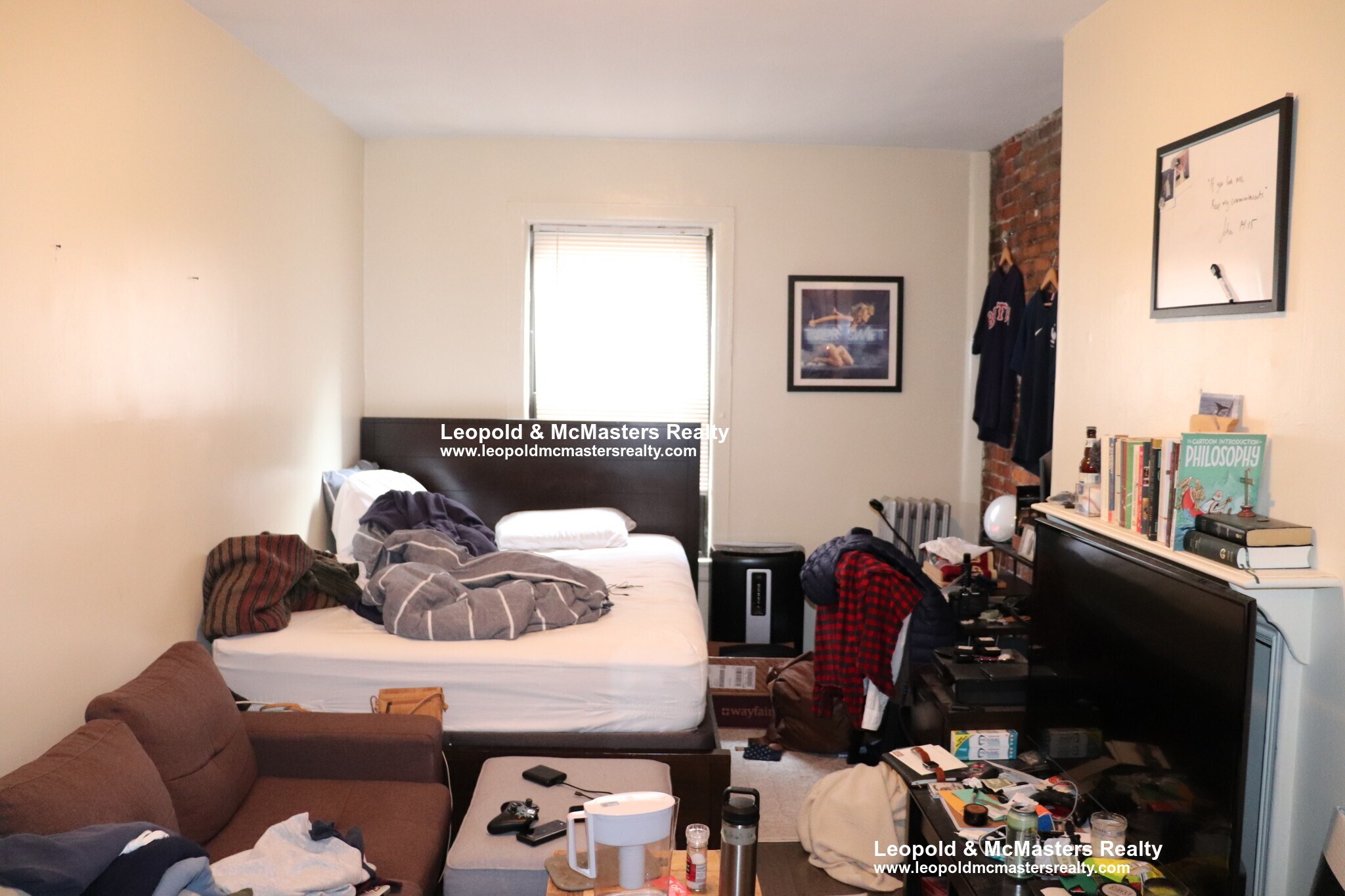 Building Photo - 254 Newbury St