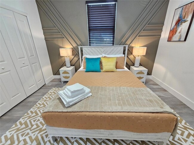 Building Photo - 2075 Jewell Ave