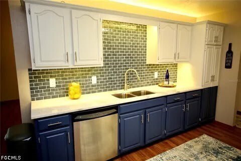 Building Photo - 3650 Creeks Bend Ct E