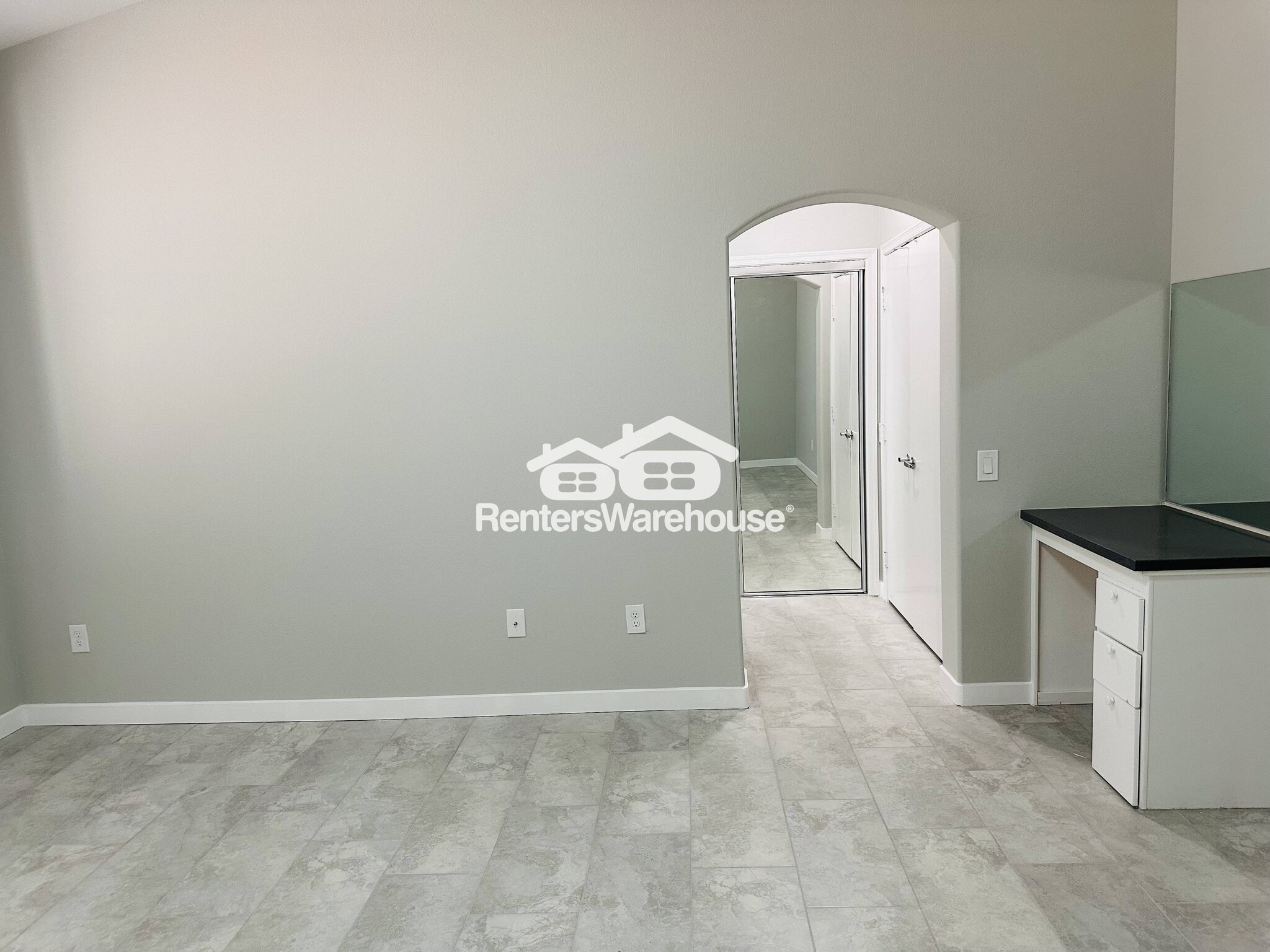 Building Photo - 14107 W Wagon Wheel Dr