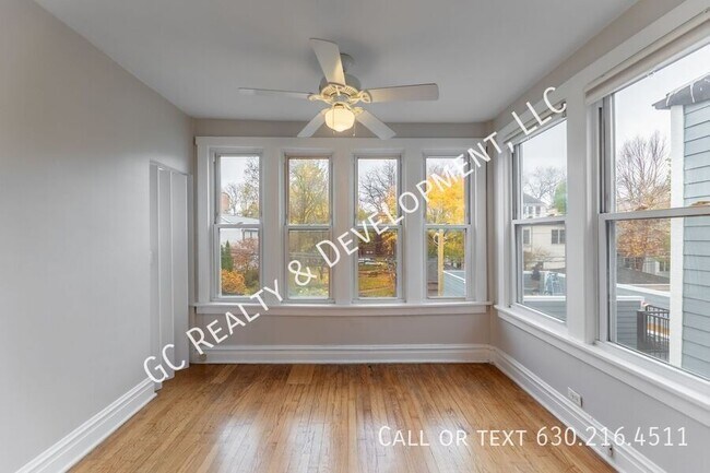 Building Photo - ***MOVE IN SPECIAL - 2 WEEKS FREE RENT / 3...