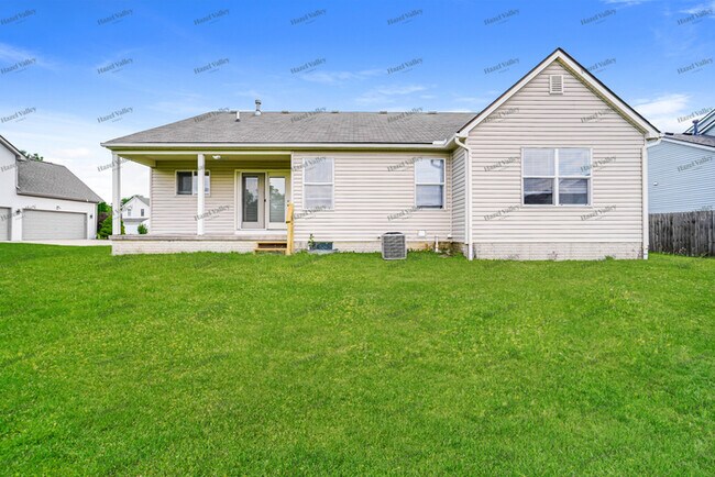 Building Photo - 855 Mueller Dr