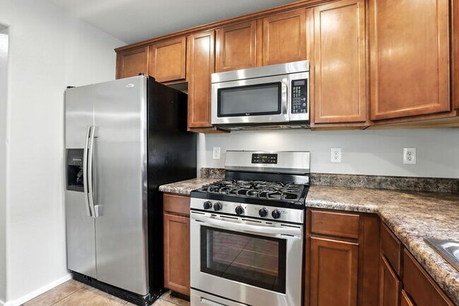 Building Photo - 2240 S Buckaroo Trail